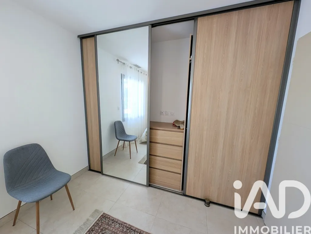 Magamistoad - Modern Flat-Plan House with Terrace in Vacqueyras