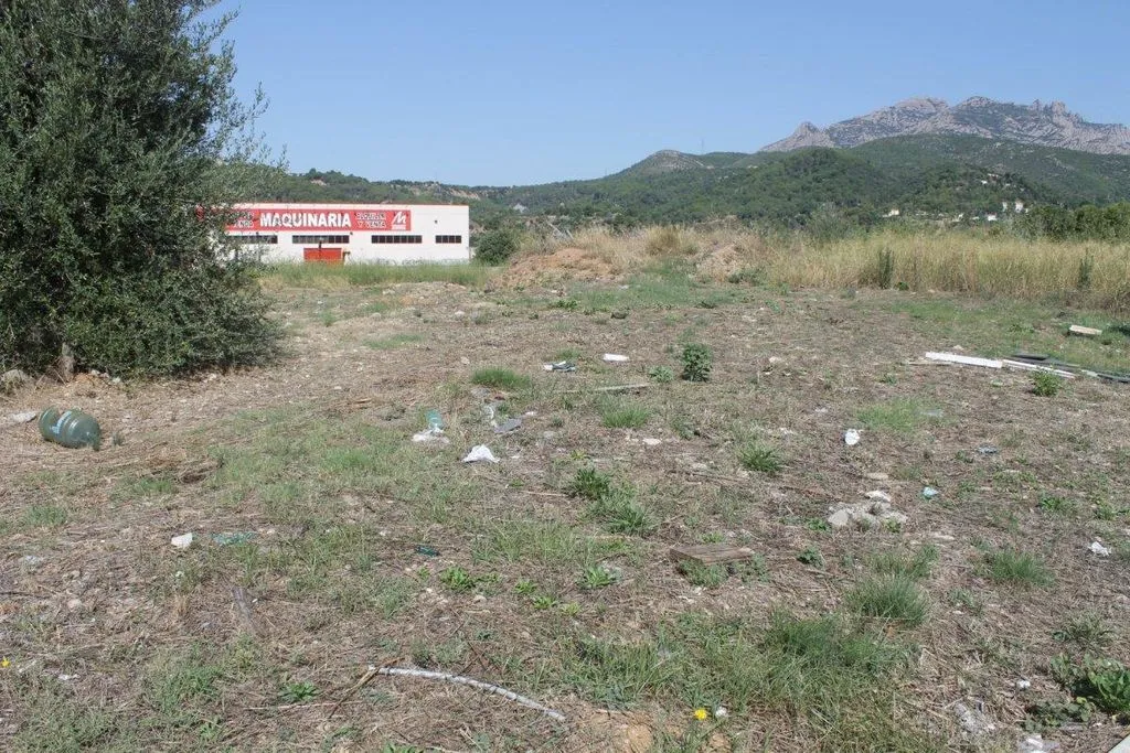 Jardin - Industrial Land in Olesa de Montserrat