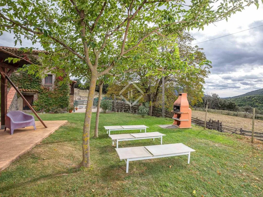 Terrazza - Country House with Pool in Alta Garrotxa