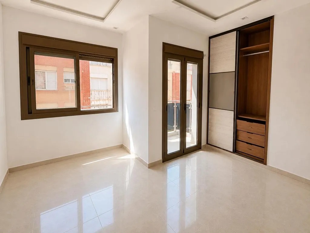 Toad - Independent Building with Terrace in Puerto de Sagunto