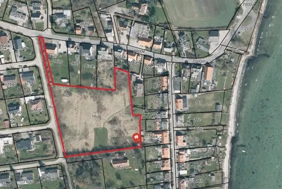Year-Round Plot with 5G Coverage in Faaborg