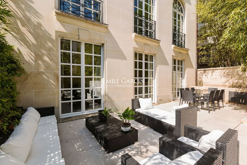 courtyard