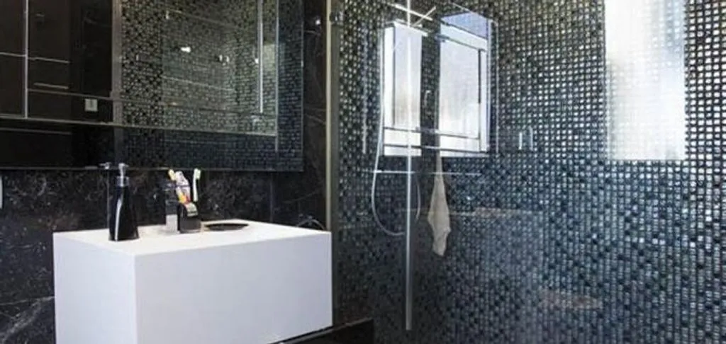 Salles de bain - Contemporary Villa with Hot-Tub in Marbella