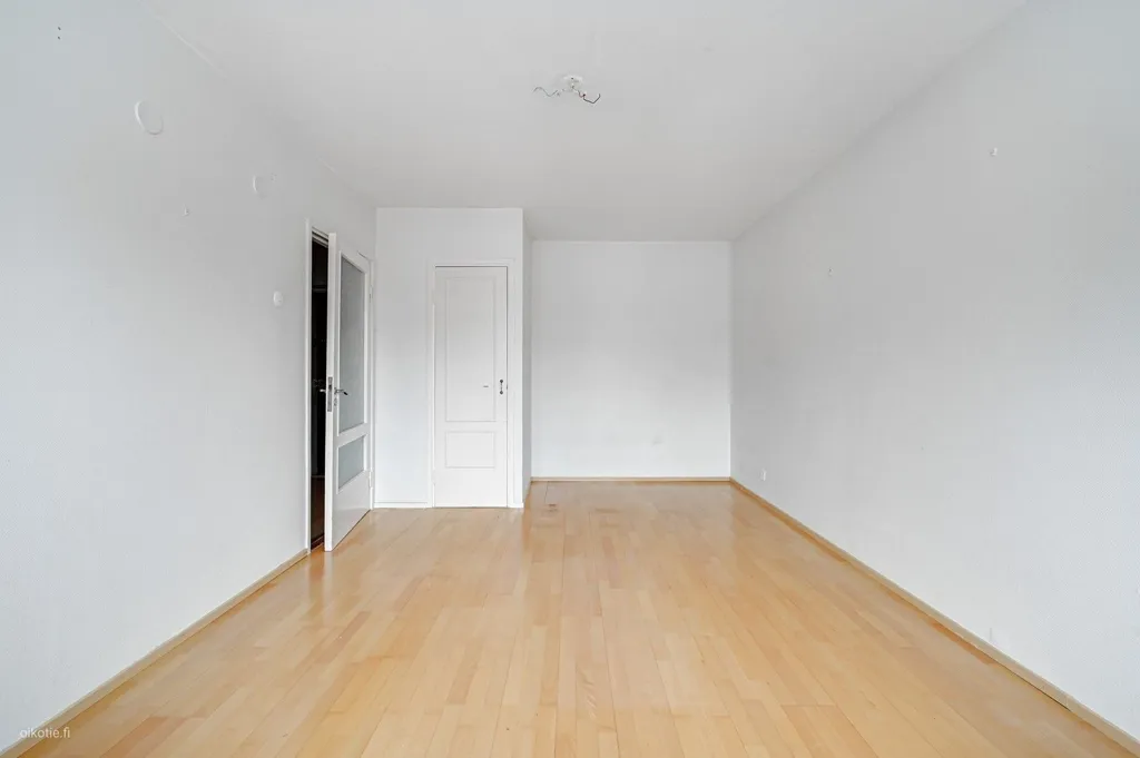 other_room