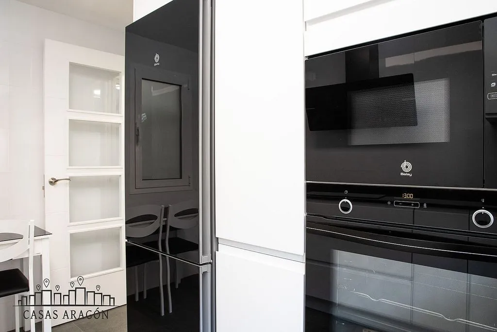 Cuisine - Modernised Flat with South View in Lausana