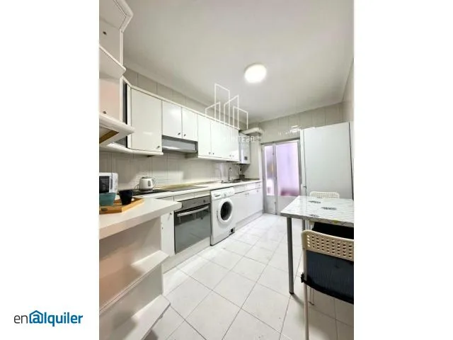 Köök - Student Flat with Terrace near Corte Inglés