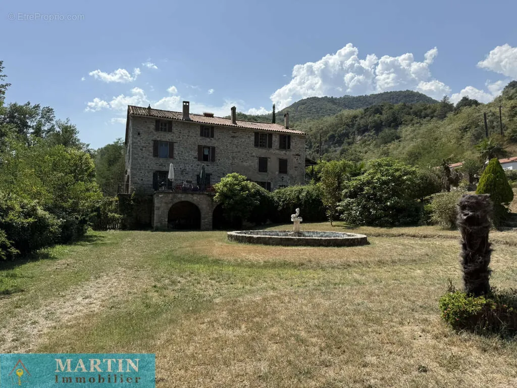 Esterno - Mas with River Access in Peaceful Hamlet