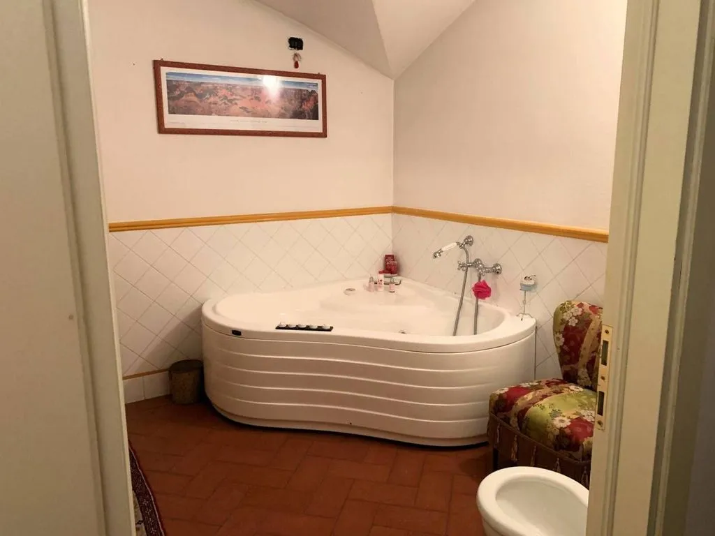 Salles de bain - Luxury Flat with Garden in Pistoia