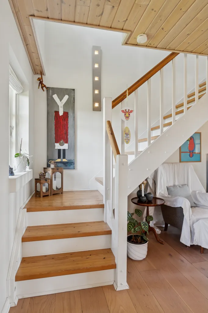 Pièces - Renovated Farmhouse with Open Fields in Låstrup