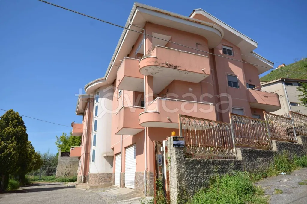Välivaade - Apartment with Panoramic View in Stefanaconi
