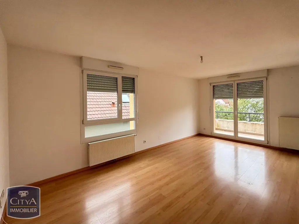 Pièces - Appartement 3 Pièces avec Balcon à Hochfelden