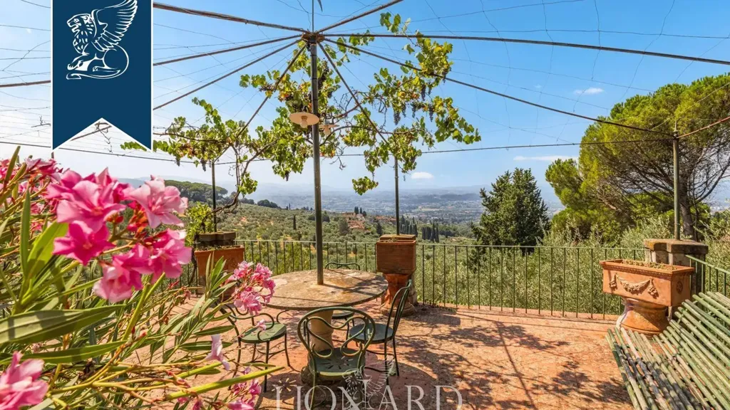 Terrasse - Historic Villa with Panoramic Views near Florence
