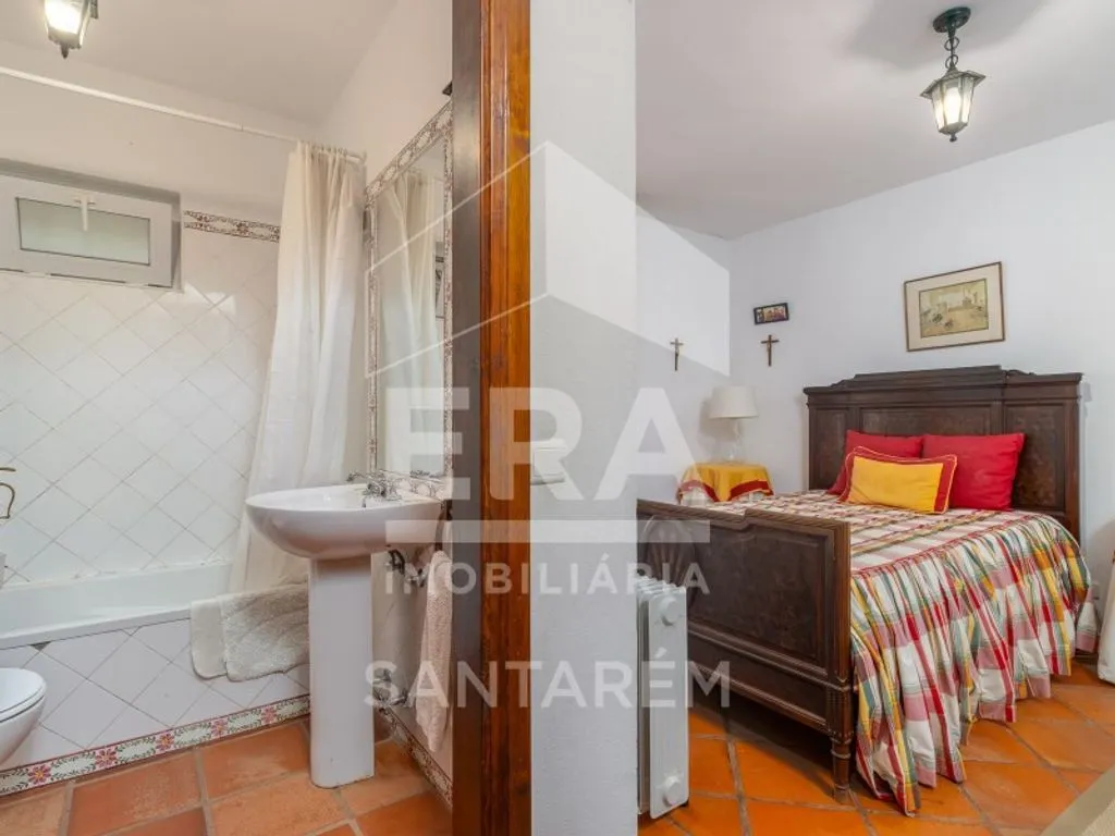 Salles de bain - Luxury House with Agricultural Land in Benfica do Ribatejo