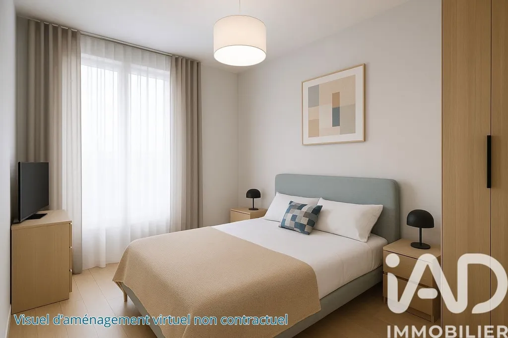 Magamistoad - Renovation Project House in Bondy