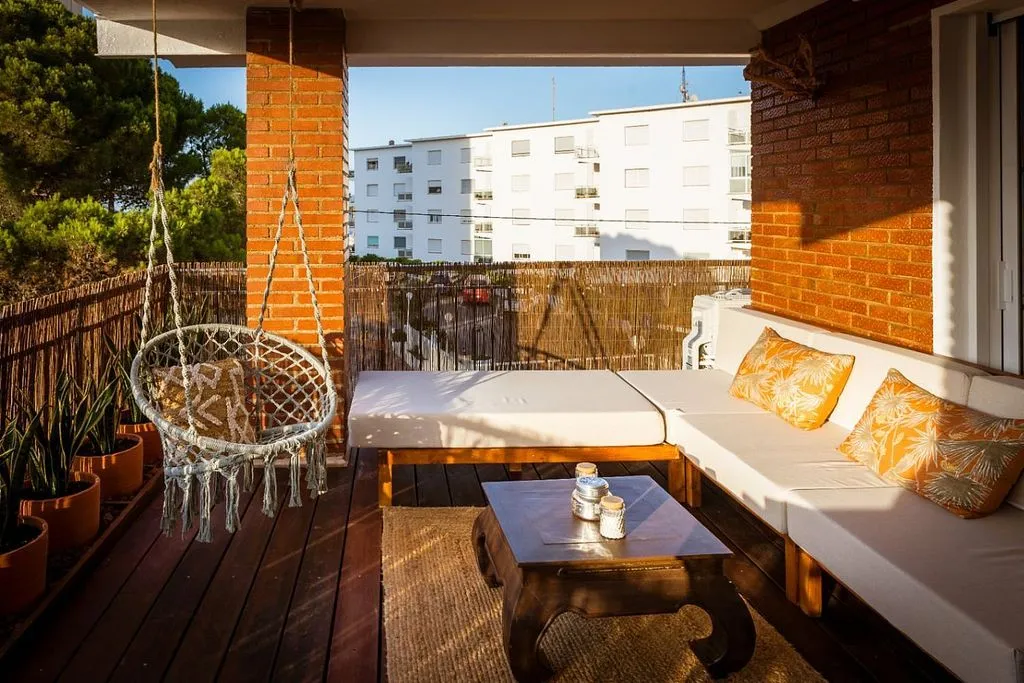 balcony