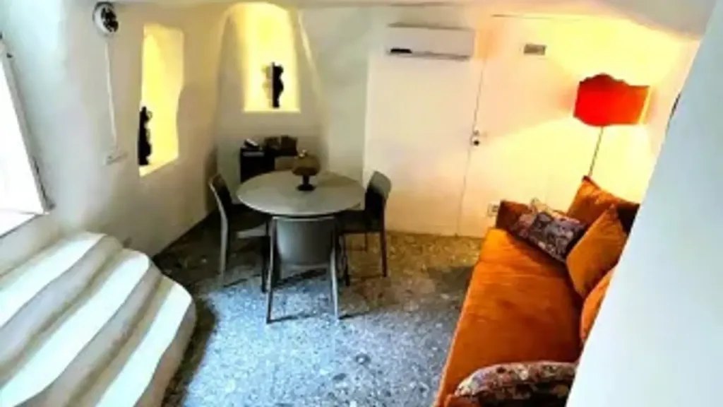 Elutuba - Rustic Dammuso with Modern Design in Noto