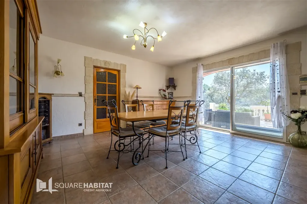 Maison 8 pièces à Rochegude