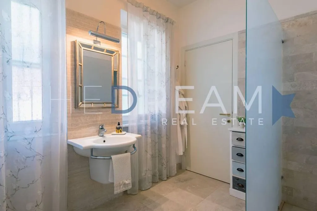 Vannitoad - Luxury Villa with Sea View in Rosignano Marittimo