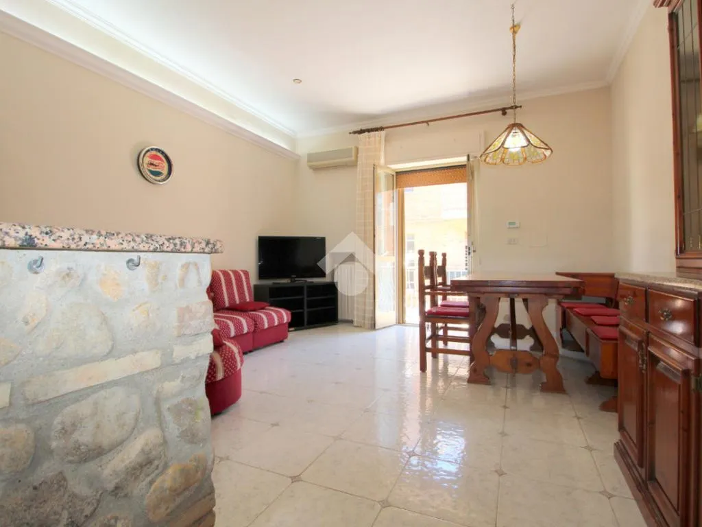 Elutuba - Modern 3-Bedroom Apartment in Lucera