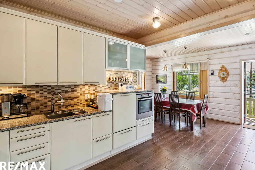 Cucina - Geothermal House with Private Beach in Taipalsaari