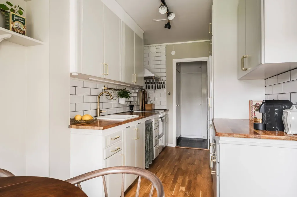 Cuisine - Stylish Apartment with Garden Access in Gavle