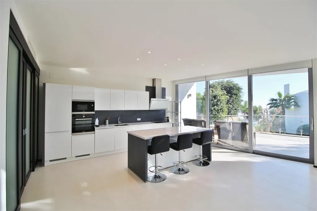 Cuisine - Modern Townhouse with Sea View in Marbella