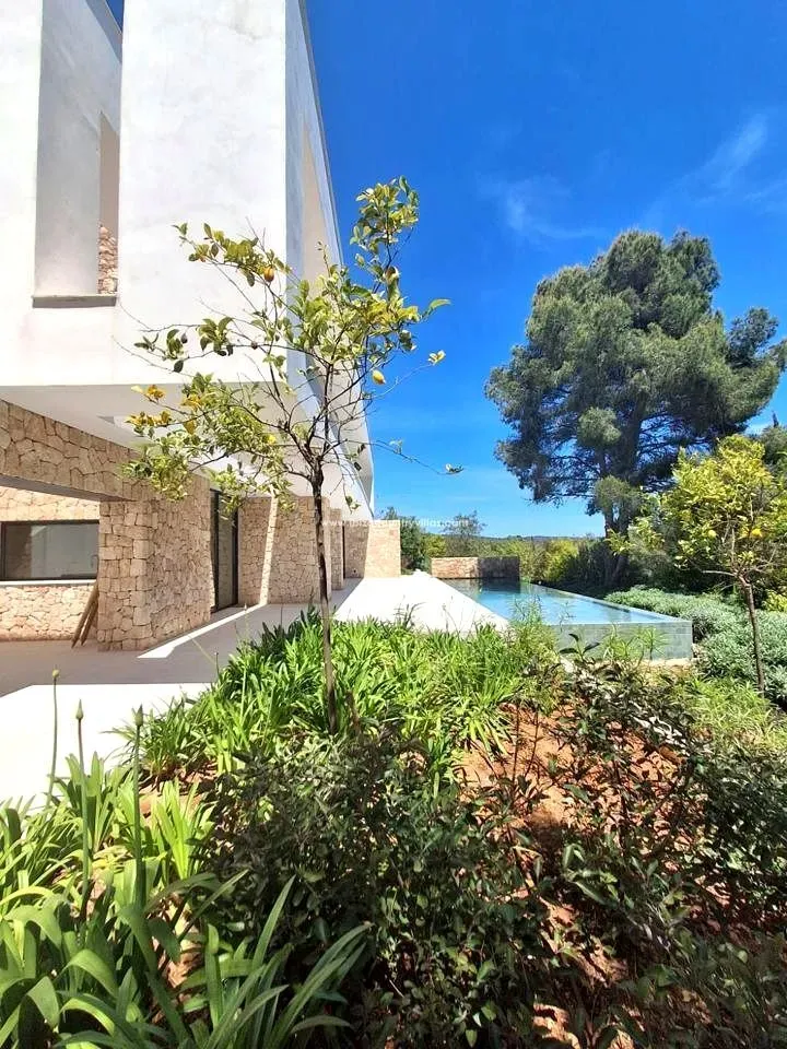Bassein - Contemporary Villa with Infinity Pool in Ibiza