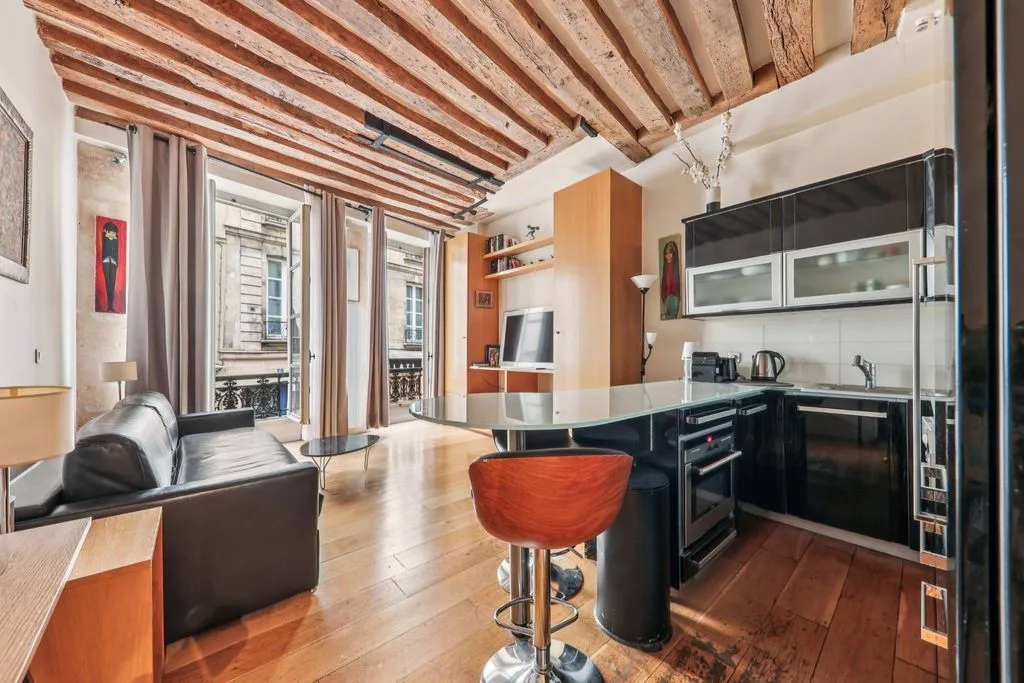 Köök - Studio Flat with Historic Charm in Saint-Germain