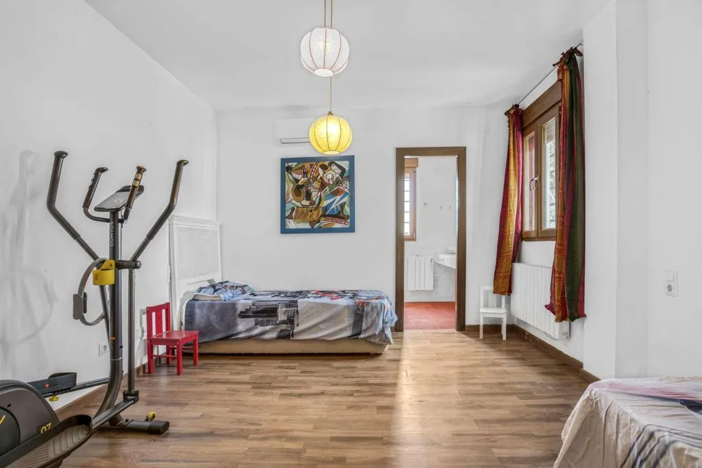 Chambres - Villa with Pool in Camì Paterna-Lloma del Calderer