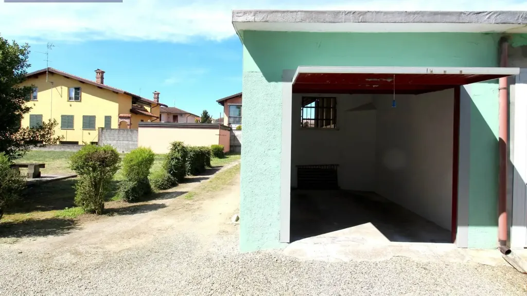 Extérieur - Rear-Facing Apartment with Garage in Bressana Bottarone