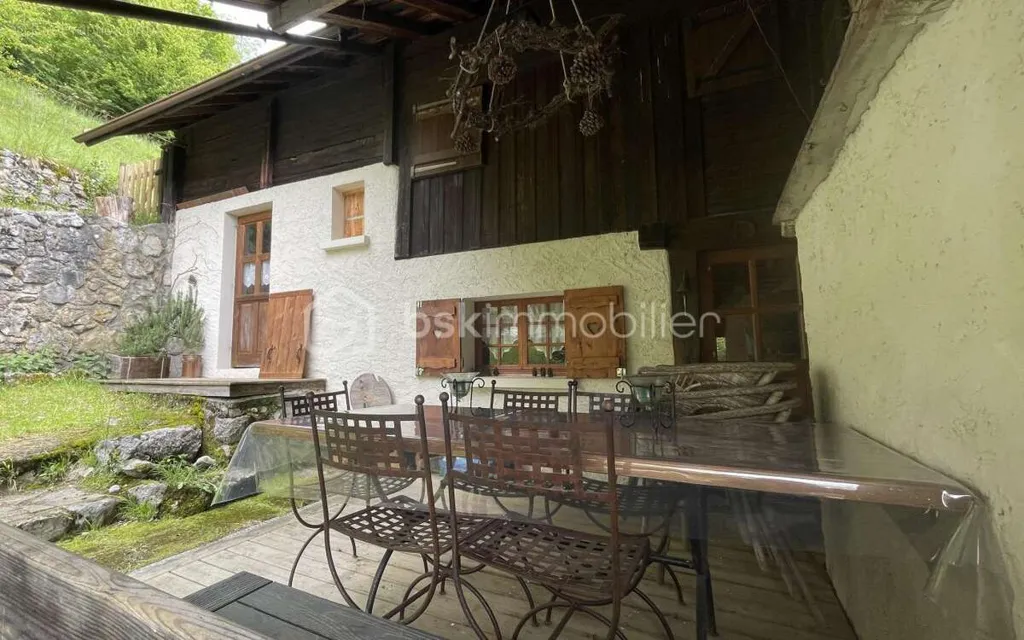 Terrasse - Chalet Authentique de 1872 avec Terrasses à Thônes