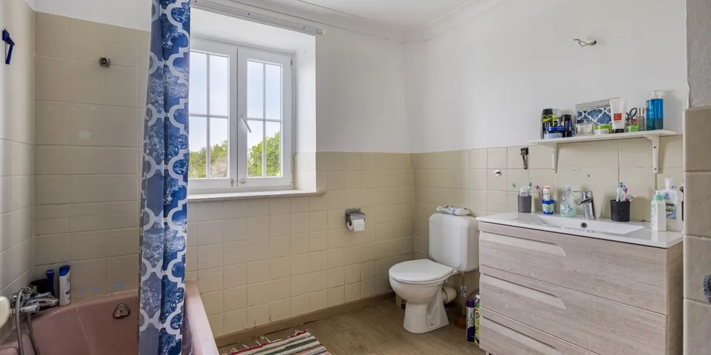 Vannitoad - Charming Three-Storey House with West Terrace in Overijse