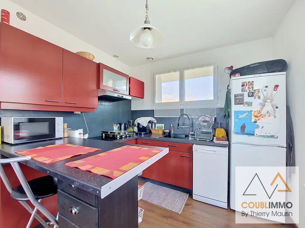 Cucina - House with Dominant View in Coublevie