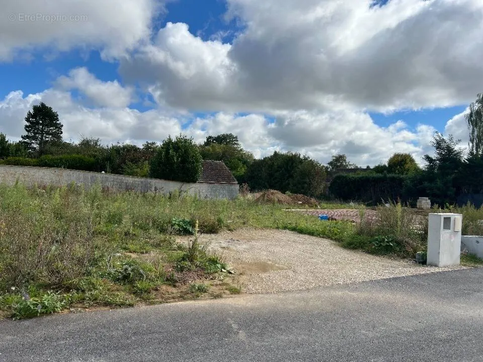 Giardino - Buildable Plot with Garden View in Boissise-le-Roi
