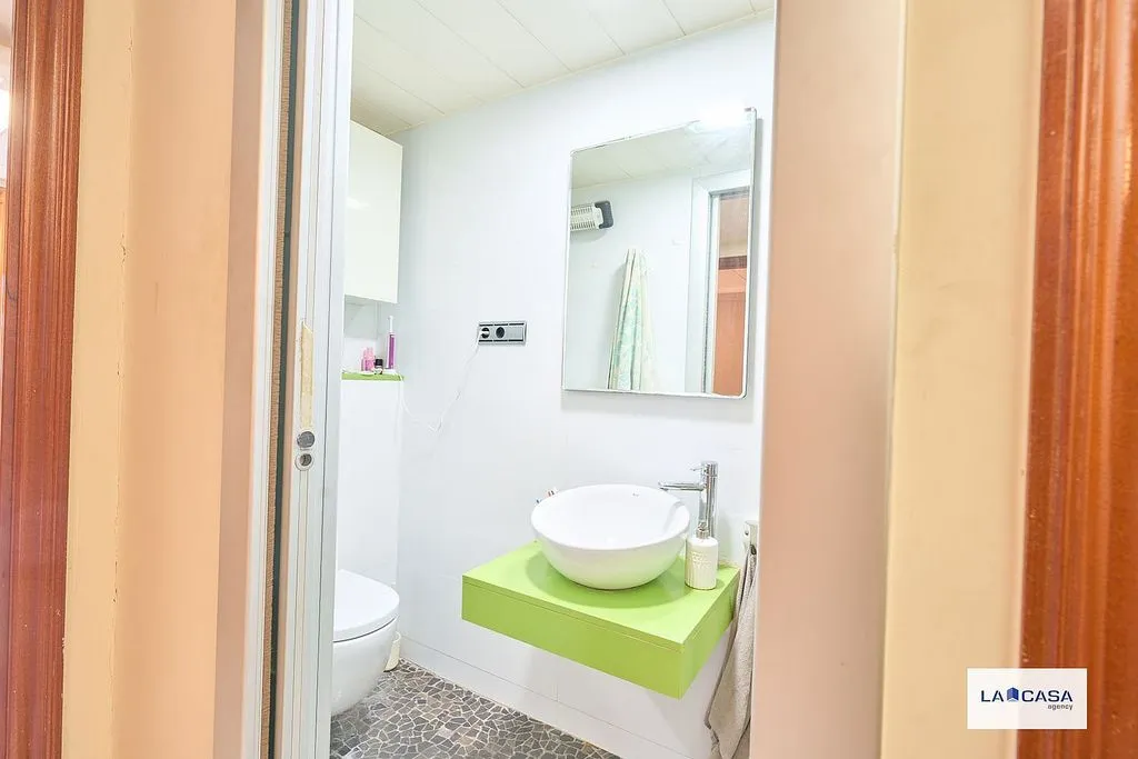 Salles de bain - Apartment with Terrace in Creu Coberta