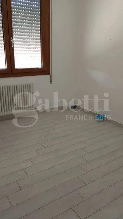 Rooms - Modernised Apartment with Garden in Ceregnano