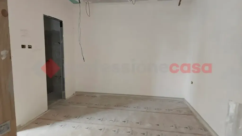 Rooms - Four-Bedroom Apartment in Frattamaggiore
