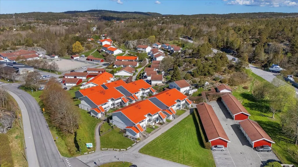 Õhuvaade - Apartment with Balcony in Central Strömstad