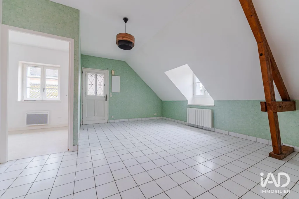 Pièces - Immeuble de Rapport avec Deux Appartements à Charentilly
