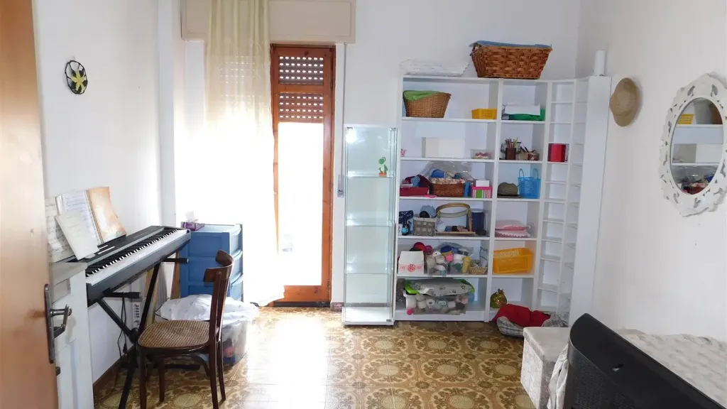 Esik - Spacious Apartment with Balconies in Ragusa