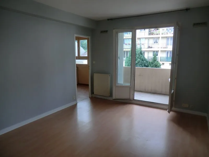 Pièces - Appartement avec Ascenseur et Parking à Limoges