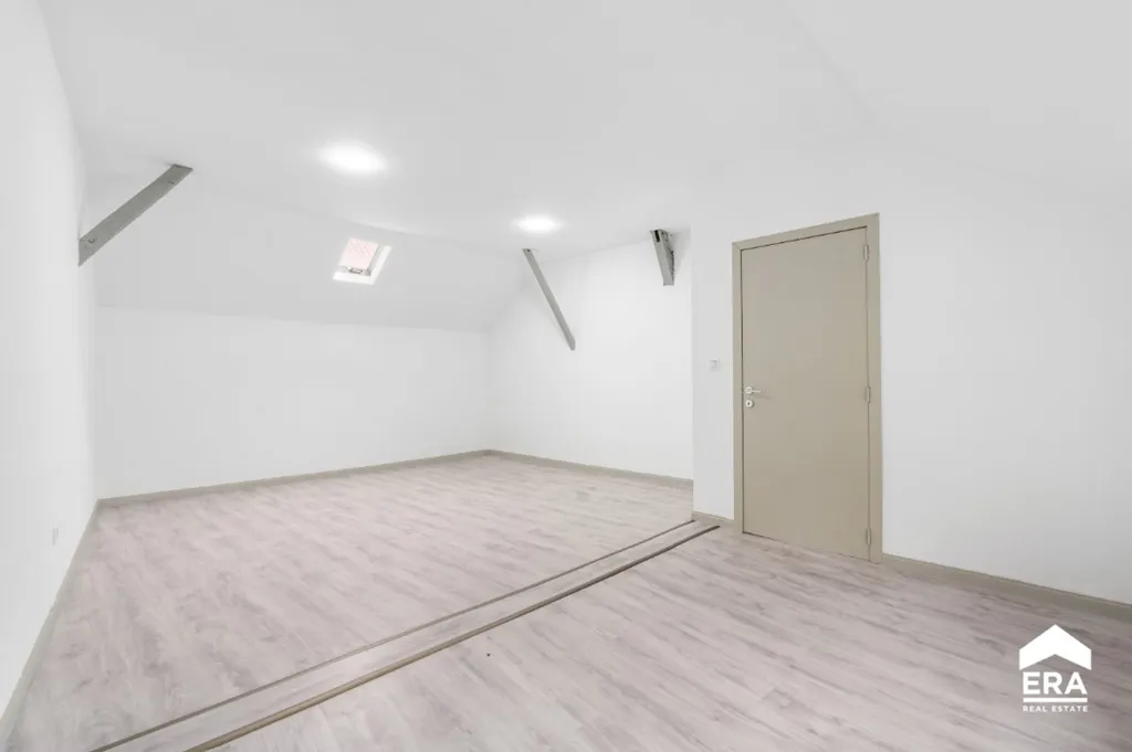 Toad - Spacious Semi-detached House with Courtyard in Tirlemont