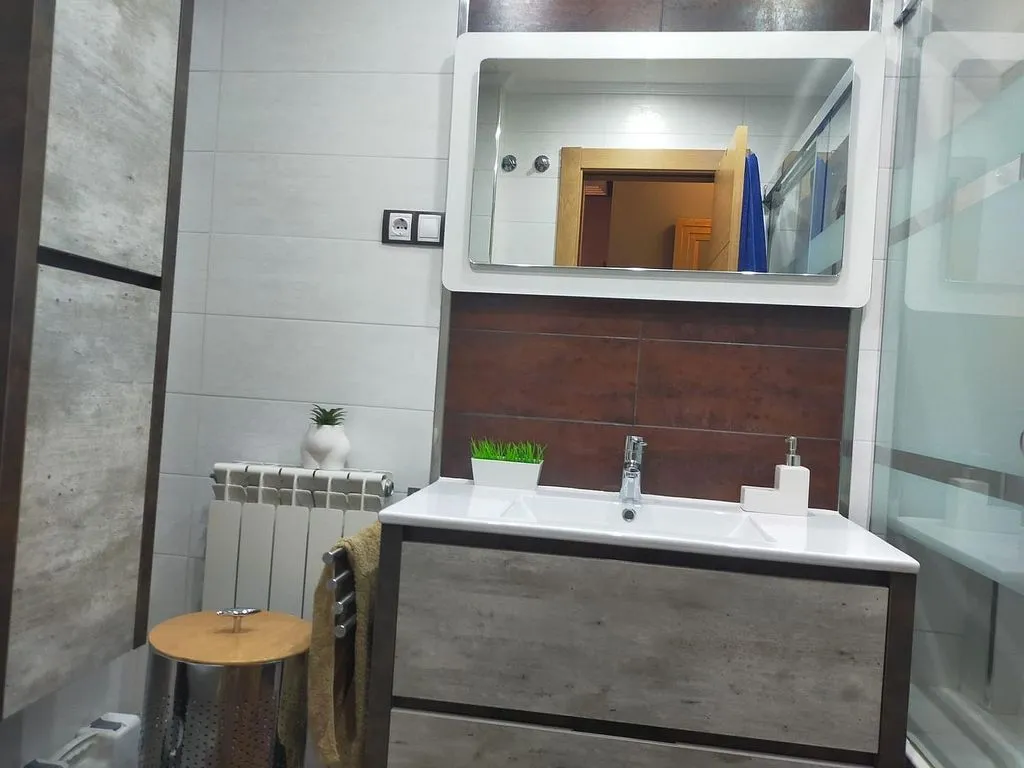 Bagni - Bright Apartment with Terrace in León