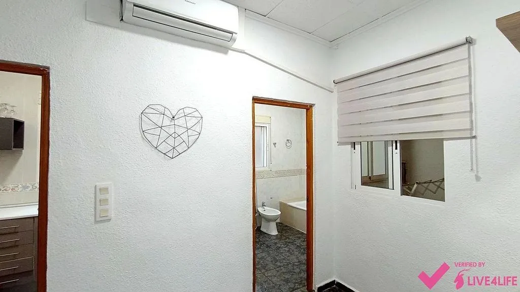 Salles de bain - Apartment with Balcony in El Cabañal, Valencia