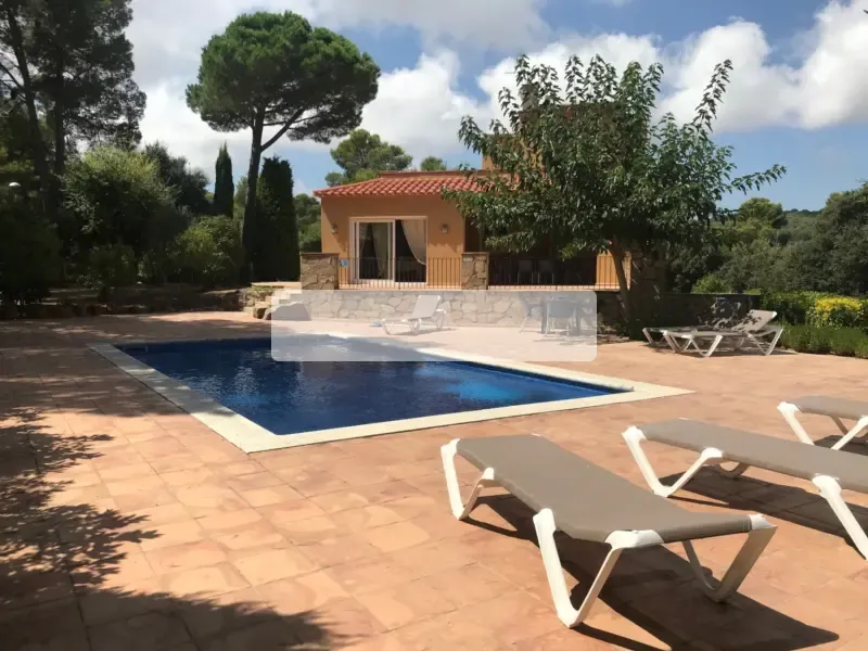 Piscine - Luxury Villa with Ocean View in Tamariu