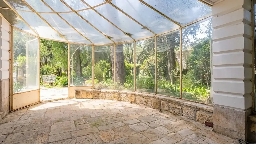 Terrass - Historic Villa with Private Park in Bari