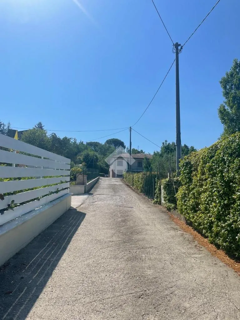 Esterno - Casa indipendente con terrazzo panoramico a San Nicola Manfredi