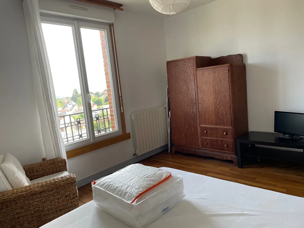 Magamistoad - Charming Flat with Paris View in Clamart