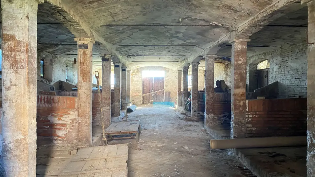 Pièces - Rustic Property with Land in Baggiovara, Modena