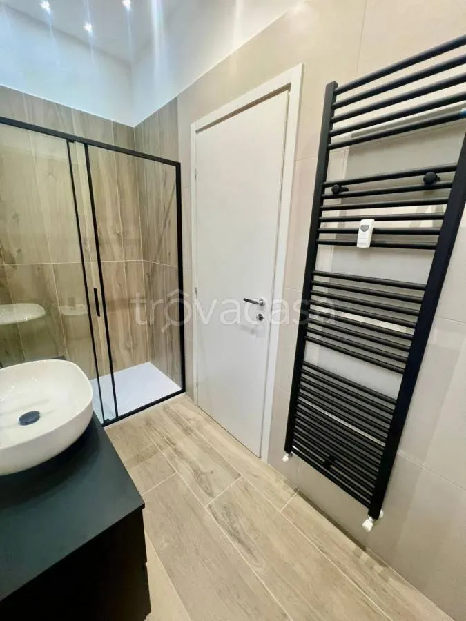 Salles de bain - Modernised Apartment with Balcony in Venaria Reale